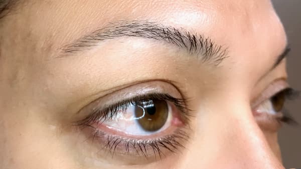 Sample image of eyes without eyeliner and permanent eyebrows
